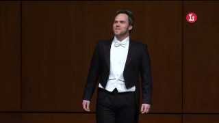 Andrew Owens sings Bella enamorada Zarzuela Prize  Francisco Viñas Competition [upl. by Greenebaum189]