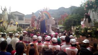 DOMINGO DE RESURRECCION EN BARBOSA ANTIOQUIA 2014 ENTRADA A EL TEMPLO [upl. by Jacenta854]