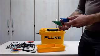 Fluke 1654 DER LIEFERUMFANG vom VDE 0100 VDE 0105 Installationstester Anlagentester [upl. by Itnuahsa]