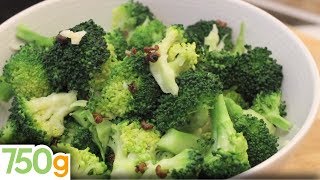 Recette de Brocolis sauté à lail  750g [upl. by Adnohsad]