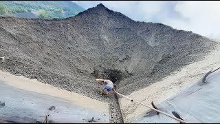 Barge unloading 3000 tons of phosphorite ore Part 1 Relaxing video [upl. by Kraft]