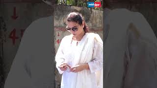 Vidya Balan Attends Pankaj Udhas Funeral [upl. by Namrac476]