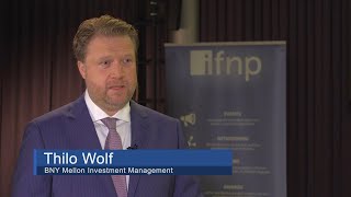 Anleihen MultiAsset amp Nachhaltigkeit Auf diese Strategien setzt BNY Mellon  Interview Thilo Wolf [upl. by Enilrahc]