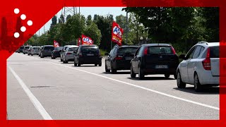 Sciopero nazionale della logistica a Padova corteo di mezzi attorno alla zona industriale [upl. by Goines]