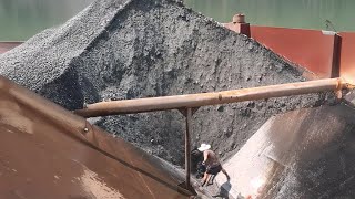 Barge unloading 2500 tons of phosphorite ore Part 3  Relaxing video [upl. by Adlee676]