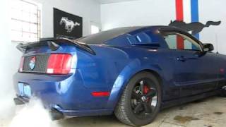 2006 Mustang GT with offroad H pipe and Bassani exhaust [upl. by Othe]