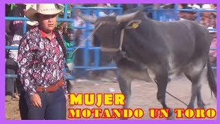 ¡¡¡UNA MUJER MONTANDO TOROS LA CALERITA DE PATZCUARO 06042018 [upl. by Bobbye]