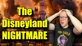 I went to Disneyland on Christmas Here’s why you SHOULDN’T [upl. by Rustice]