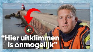 Wielrenner FIETST van PIER af  Redders op zee 8 [upl. by Ezri]