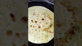 आलू के पराठें🤤Pratha Recipe😋👌With Amul Dahi So yammi🤤trendingcookingaaluparatharecipe shots [upl. by Akeemat]