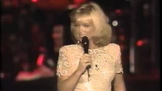 Barbara Mandrell Amway Convention Concert 1991 [upl. by Raymond61]