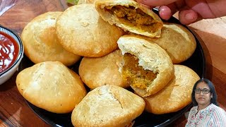 বিকেলের টিফিনে বানান আলুর খাস্তা কচুরি  Aloo Kochuri Recipe Bengali Recipe  Mithur Rannabanna [upl. by Kobylak926]