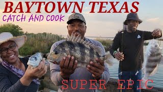 Fishing at Baytown Nature Center Park Texas Catch and cook [upl. by Thaxter826]