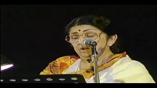 Lata Mangeshkar Live  Medley  Queen In Concert An Era In Evening Full Medley [upl. by Ayotnahs]