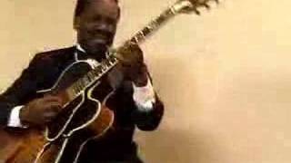 Daryl Darden Plays Solo Jazz Guitar [upl. by Imailiv]