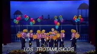 Comparsa  Los Trotamúsicos \ Actuación Completa en la FINAL \ Carnaval 1992 [upl. by Leahcimaj]