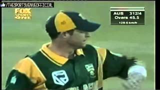 Jonty Rhodes Best Cricket Catches Ever Jonty Rhodes Best Catches HD [upl. by Hebel]