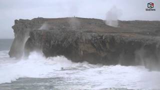 Bufones de Pría Llanes Asturias [upl. by Nivlag]