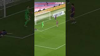 Iñakiiiiiiiii ✋🛑 laligahighlights shorts fcbarcelona [upl. by Eiznik590]