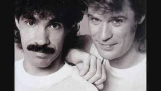 Hall amp Oates  Kiss On My List Lyrics [upl. by Bearnard]