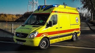 Drie toon sirene Privé Ambulance ACA met spoed [upl. by Nauqed257]