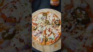 I tried Pizza on a Tawa 🤯💀🍕 So Easy homemadepizza easypizzarecipe foodies pizzalover pizza [upl. by Kneeland]