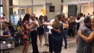 FLASH MOB TANGO  LECCE  ACCADEMIA TANGO TRADICION [upl. by Niles448]