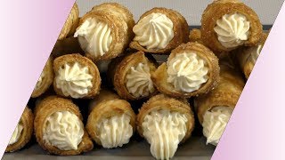 HAI GIÀ PENSATO AL DOLCE PER DOMANI Cannoli con crema pasticciera [upl. by Odrick]