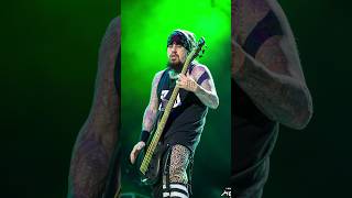 How to get Fieldys bass tone in 30 seconds bass korn [upl. by Lovash]