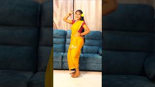 Engadaa andha yellow saree💛🔥  Blacklovers 🖤💫 mownikiki dance youtubeshorts trending [upl. by Lenoj]