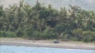 De Bali à Lombok en Ferry  Traversée entre Padangbai et Lembar [upl. by Placeeda]