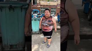 Im not middleaged yet DOU assistant Fat girl Outdoor shooting Lip syncing Funny Coprodu [upl. by Ellingston]