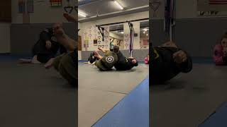 Clip from my arm bar seminar in Minot North Dakota at Spectrum Fitness [upl. by Newmark]