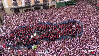 El Ayuntamiento de Pamplona late al ritmo de los gaiteros [upl. by Jaymie242]