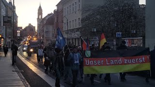 Mahnwache Bautzen läuft dem Mondaufgang entgegen zum Landratsamt am 25032024 [upl. by Grantham672]