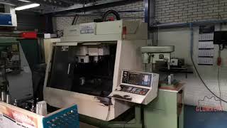 Leadwell MCV OP  CNC MACHINING CENTER [upl. by Nauqan]