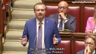 BORSEGGIATRICI METRO MOLINARI quotDASPO PER CHI COMMETTE REATI NELLA STAZIONIquot [upl. by Allemahs]