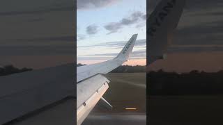 Ryanair Boeing 737 landing in Zadar Airport boeing737 aviation [upl. by Dawaj66]