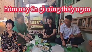 Chị Trang U50 cảm giác ăn gì cũng thấy ngon vì ăn chung với mẹ chồng tương lai và anh năm sầu riêng [upl. by Bagger]