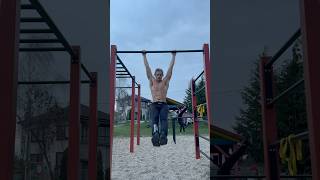 Typewriter on bar calisthenics calistenia workout training strength pullups sports [upl. by Flss]