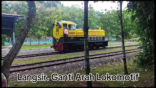 Naik Kereta Api Diesel Vintage Ambarawa  Tuntang [upl. by Elrebma]