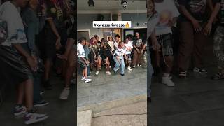 this dance🔥🔥kwassa kwassakwassa teetytezano shortsvideo amapiano dance [upl. by Atilahs990]