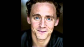 The Red Necklace  Read by Tom Hiddleston  CD 2 Track 12 [upl. by Runkel]