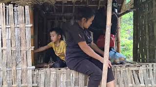 Today the kind uncle came to visit mother and child and brought some food for them [upl. by Halilad]