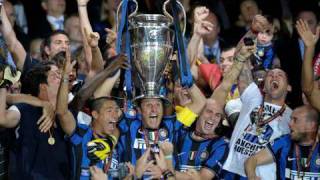 Grande Inter campione dEuropa ma ora deve trovare il nuovo Mourinho [upl. by Knorring935]