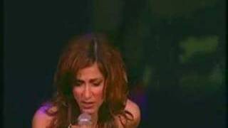 Anna Vissi LIVE Agapa Me amp Den Thelo Na Xereis amp Gkazi [upl. by Helse679]