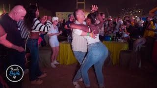 Mexicano y Cubanas Bailando Salsa en Festival de la Salsa en La Habana bailandosalsa [upl. by Arhoz741]