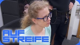 Klaut die Praktikantin auf der Wache Polizisten vermissen Wertsachen  Auf Streife  SAT1 [upl. by Natty]