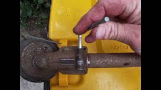 Weed eater head not spinning Very brief troubleshooting guide for trimmer head that wont spin [upl. by Dirrej]