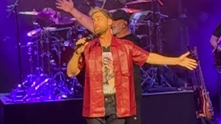 Lance Bass shocks crowd with impromptu NSYNC reunion at Joey Fatone and Friends nsync [upl. by Emory183]